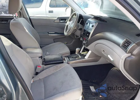 2011 Subaru Forester 2.5X Premium z USA, uszkodzony, nr VIN JF2SHADC6BH758782